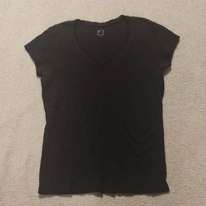 JCP XL basic black short sleeve v-neck t-shirt